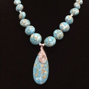 Turquoise magnesite necklace
